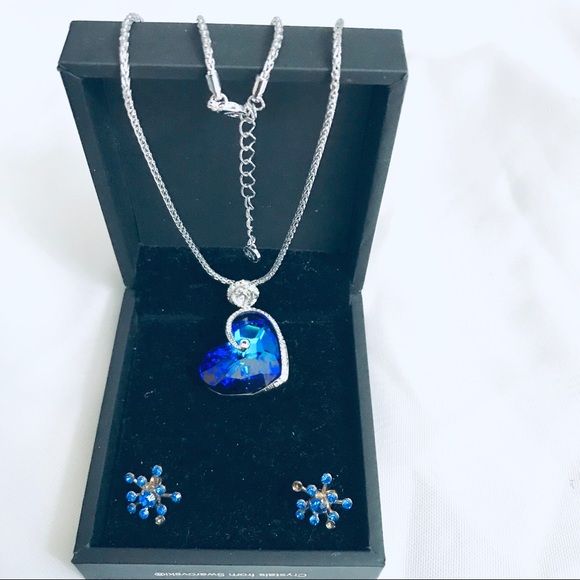 Swarovski Accessories - Swarovski Rose Heart Necklace W/ vintage earrings